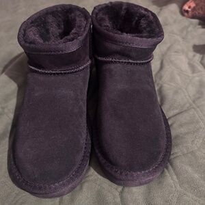 Woman’s short mini boots, size 5, real leather